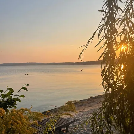 Apartment Daries - Mit Eigenem Müritzstrand Waren (Müritz)