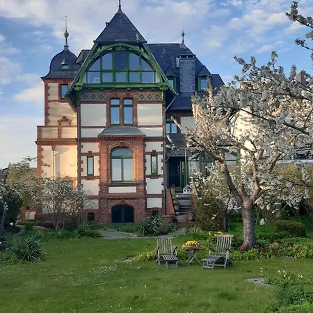 Daries - Mit Eigenem Müritzstrand * Waren (Müritz)